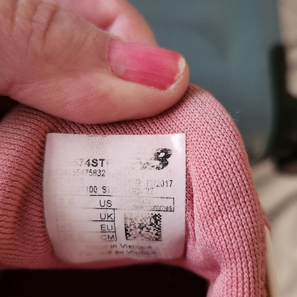 New Balance Pink 10 - Picture 7 of 8